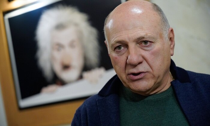    В Театре сатиры зреет скандал