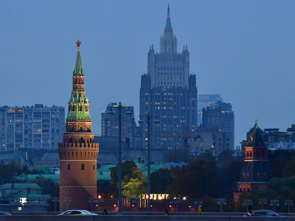    Московский Кремль и здание МИД России© РИА Новости / Алексей Майшев