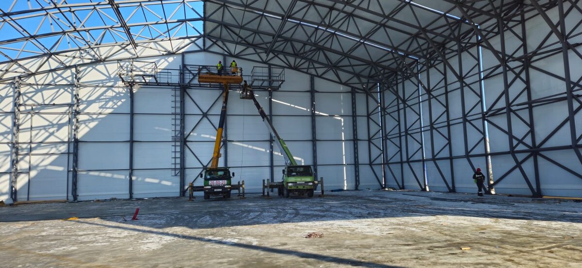 Металлокаркасный ангар