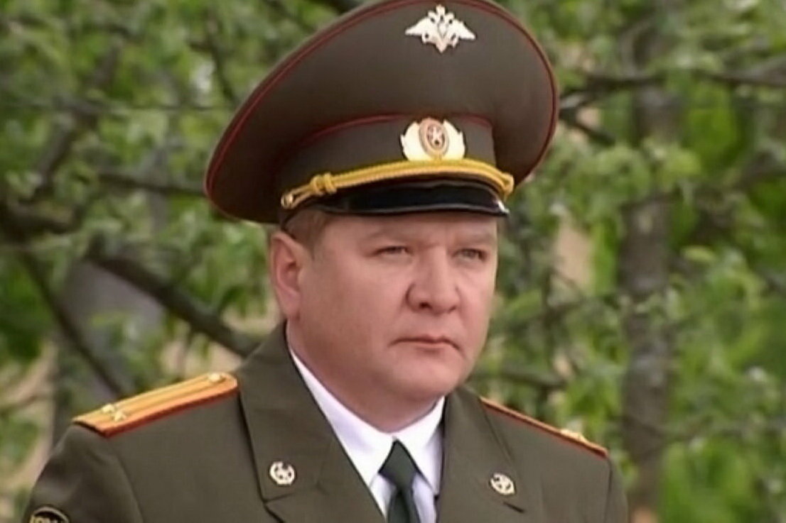 Роману Мадянову, тому самому «Колобку» из сериала «Солдаты», в конце прошлого года исполнился 61 год.-6