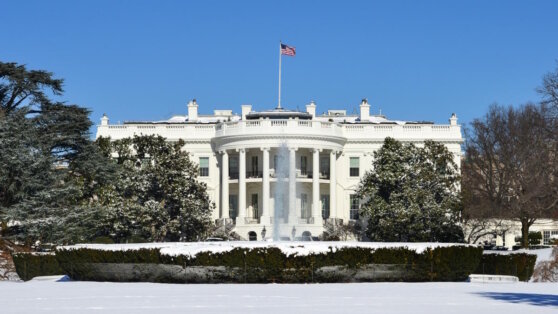    США выгораживают ответственных за теракт в "Крокусе", заявили в СВР Егор Гордеев