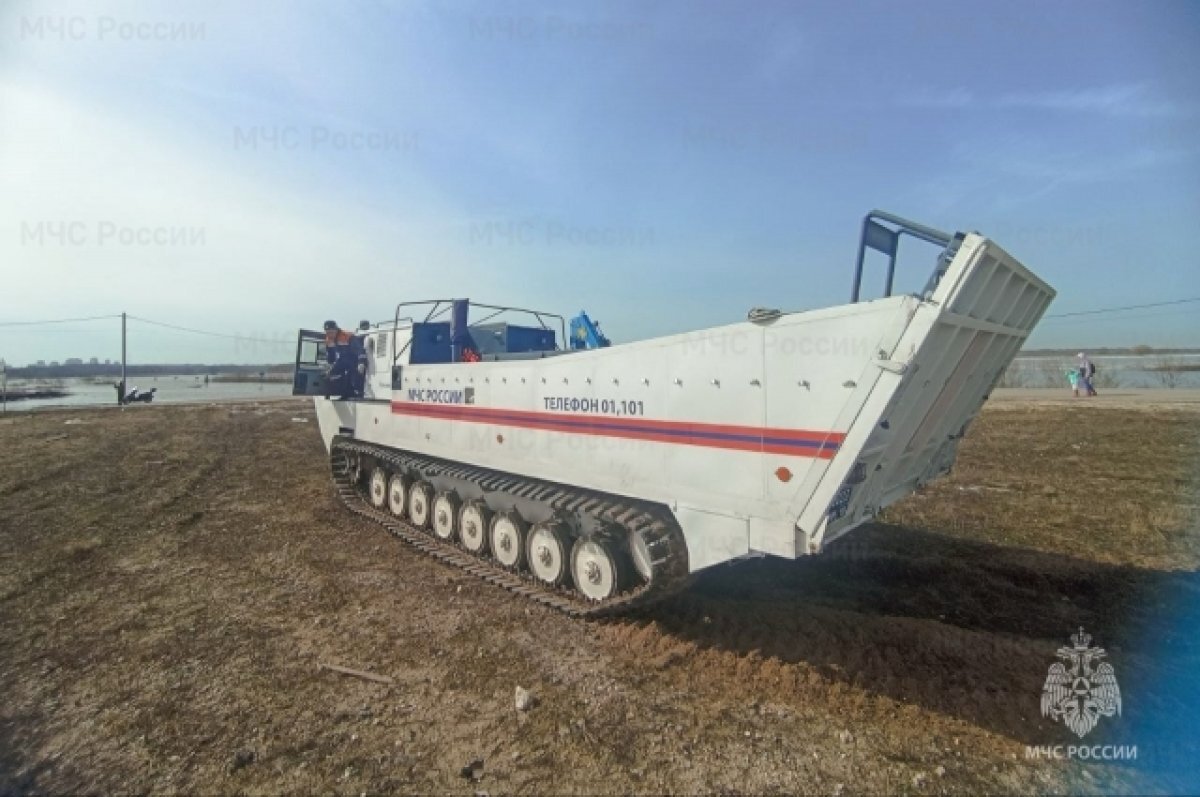    Тульские спасатели отправили технику в помощь Рязанской области