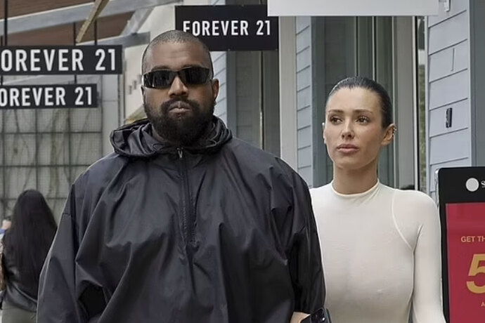 Бьянка канье уэста. Новая жена канье уэста бьянка цензори. Бьянка цензорри 2024. Уэста бьянка ценсори. Жена канье уэста 2023 бьянка.