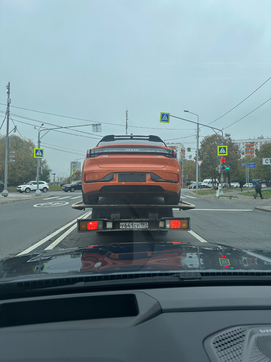 Zeekr001 едет в лабораторию