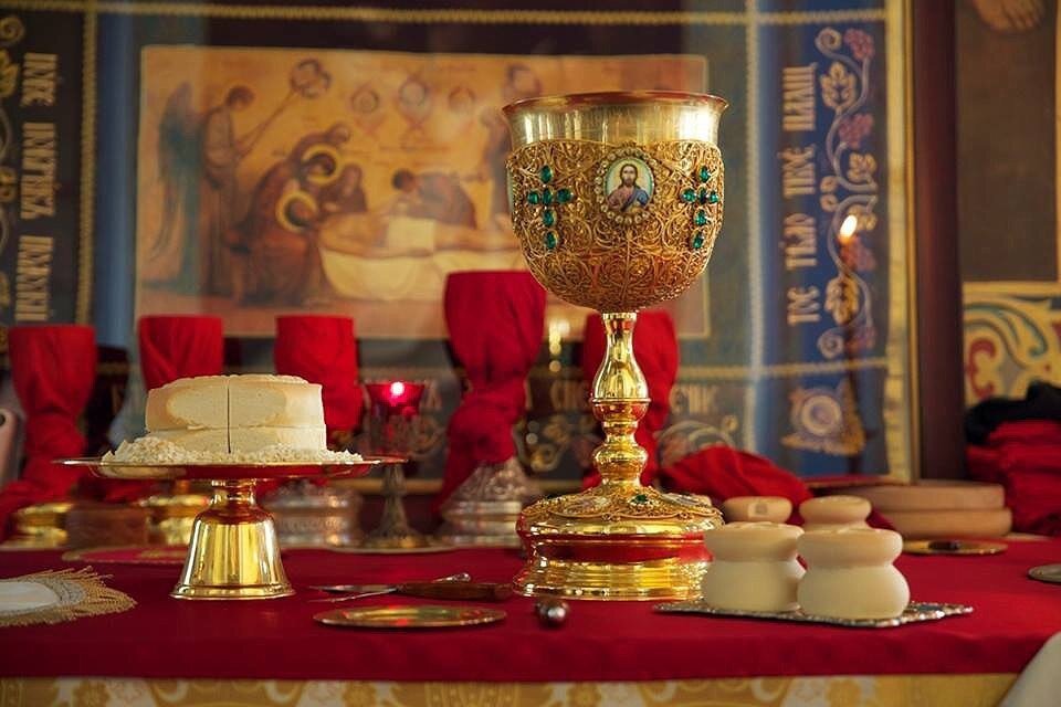 Евхаристические сосуды.