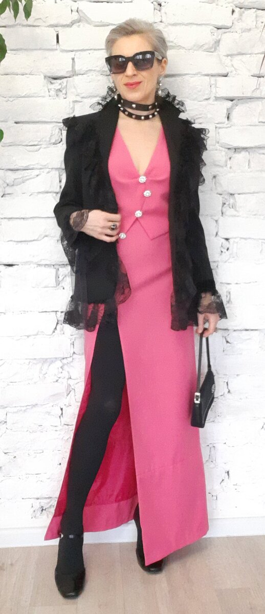 Жакет и сумочка из секонд-хэнда.