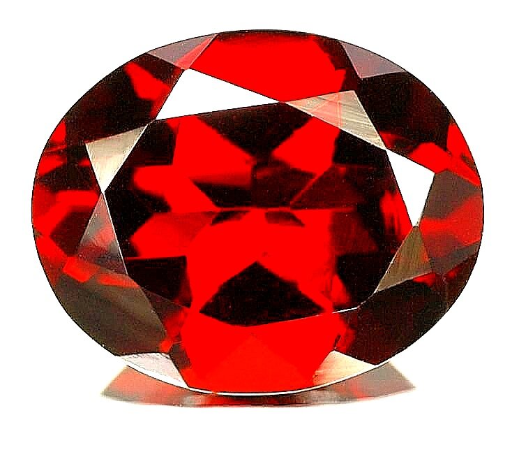 Раньше практически любой красный, драгоценный камень называли карбункулом. 