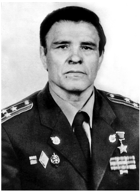 Герой Советского Союза полковник милиции А.И.Попрядухин (1938-2013). Источник фото - https://overone.ru/popryaduhin