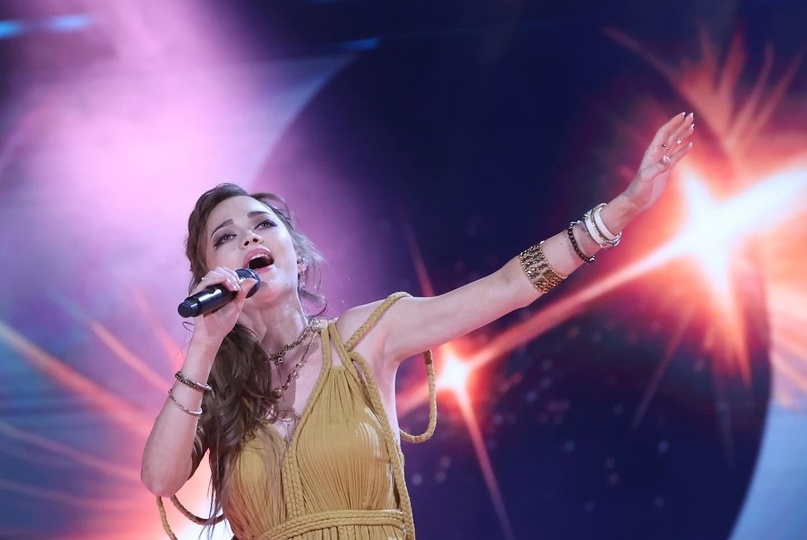 Фанатка "Голоса", успешный стоматолог, классная певица и счастливая мама. К Дню Рождения Дарьи Звездиной