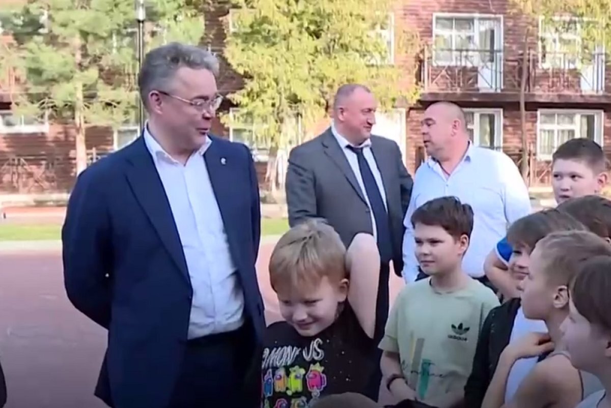    Белгородские дети на Ставрополье пожелали землякам, «чтобы в дом не попало»