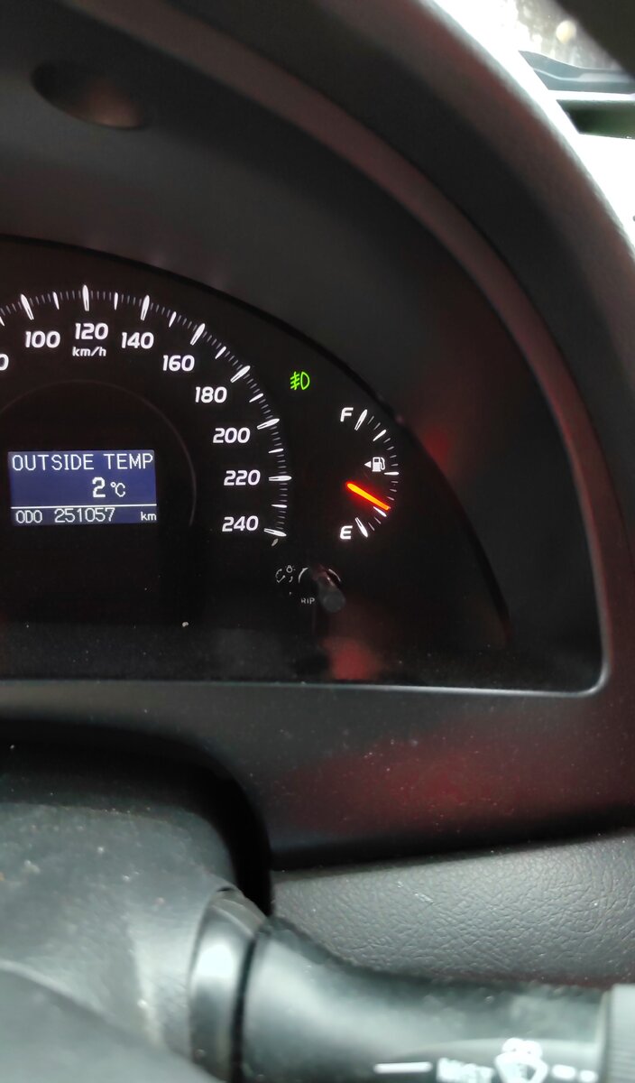 Следите за уровнем топлива