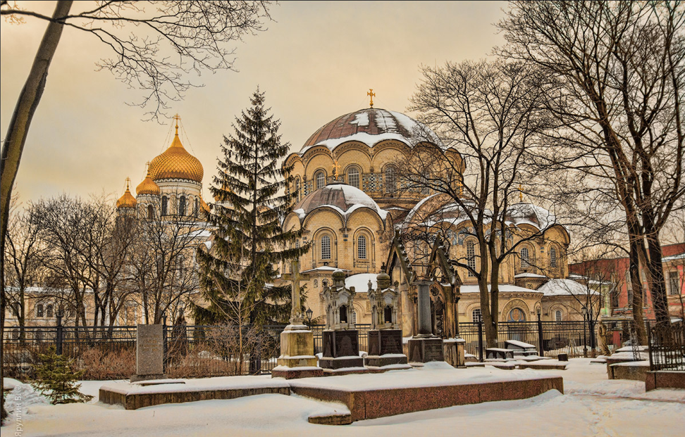 Воскресенский санкт петербург. Воскресенский Новодевичий монастырь Санкт-Петербург. Воскресенский Новодевичий женский монастырь. Казанская Церковь Воскресенского Новодевичьего монастыря.