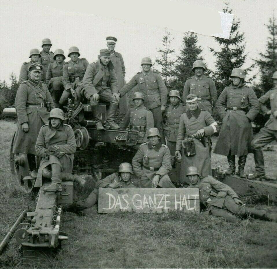 Артиллеристы вермахта на маневрах, как раз 1937 год.