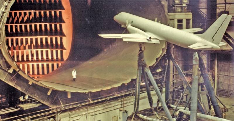 Макет Ил-114 в АДТ Т-101 