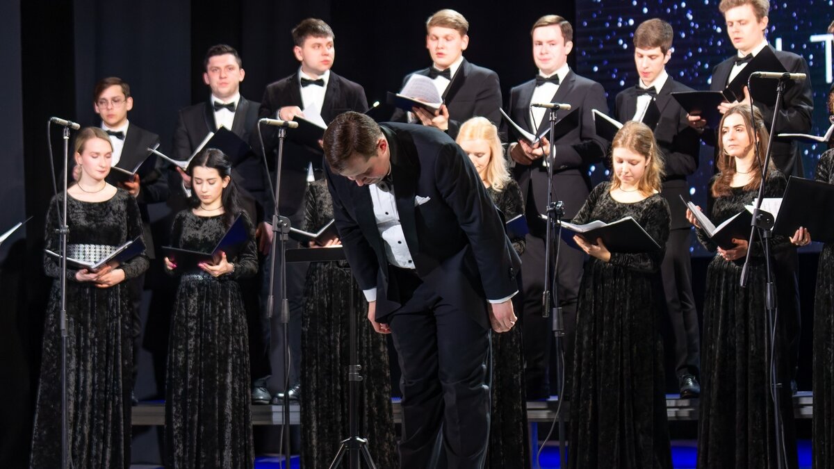     Знаменитая на весь мир академия музыки имени Гнесиных расположена в Москве. Но 7 апреля она на целый день нагрянет во Владивосток.