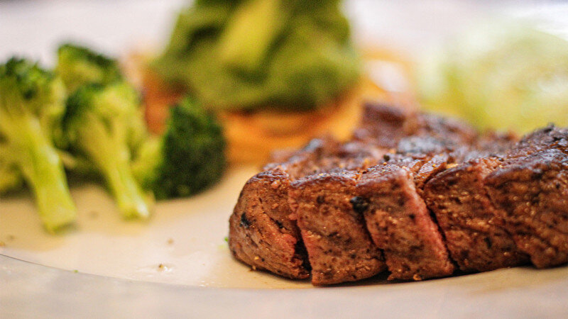     Шашлык, мясо. unsplash.com