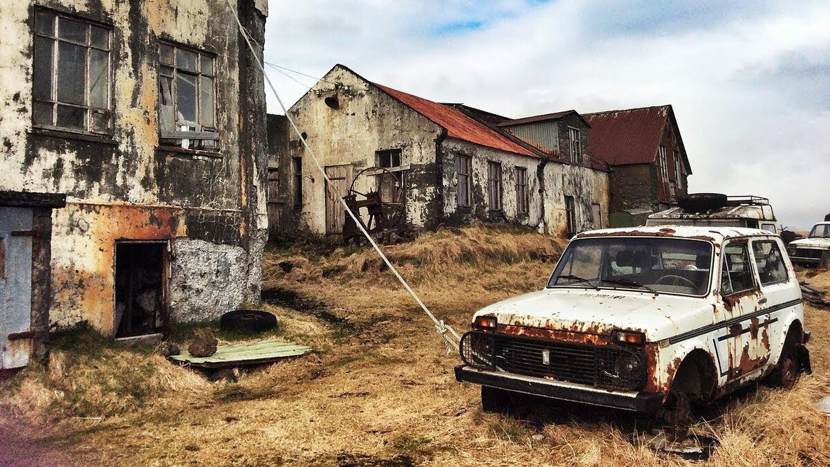 *фото взято из открытых источников, спасибо <3