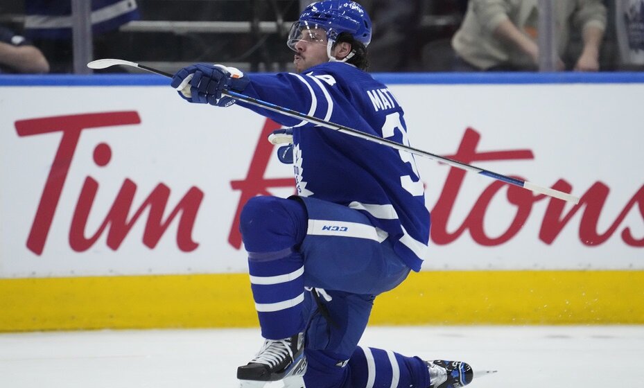    April 26, 2022, Toronto, ON, CANADA: Toronto Maple Leafs centre Auston Matthews (34) celebrates after scoring on the Detroit Red Wings during third period NHL hockey action in Toronto, Tuesday, April 26, 2022. It is 60th goal of the season for Matthews. (Credit Image: Global Look Press/Keystone Press Agency)