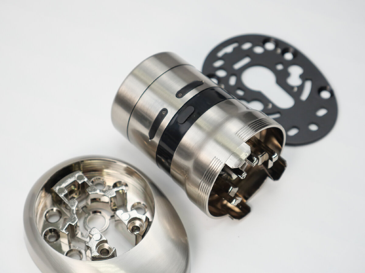 Не всё металл что блестит...