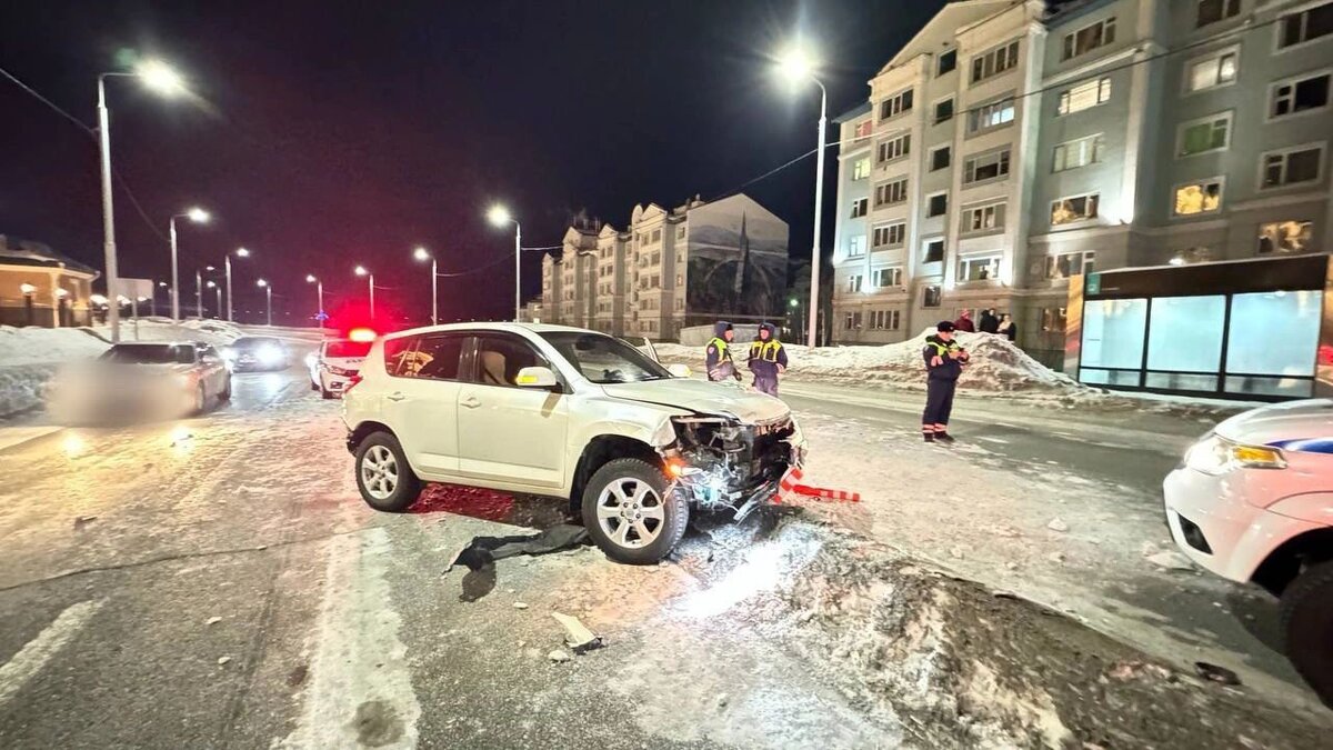 Пьяный автоугонщик устроил два ДТП в Лабытнанги и ночную погоню в Салехарде  | Время Новостей | Дзен