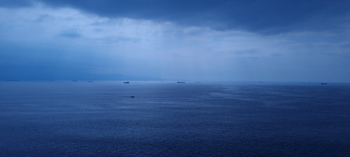 Дождь во время путешествия на яхте. Турция.