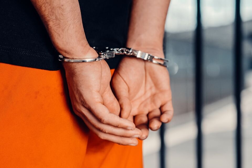    Наручники. Источник: pexels.com