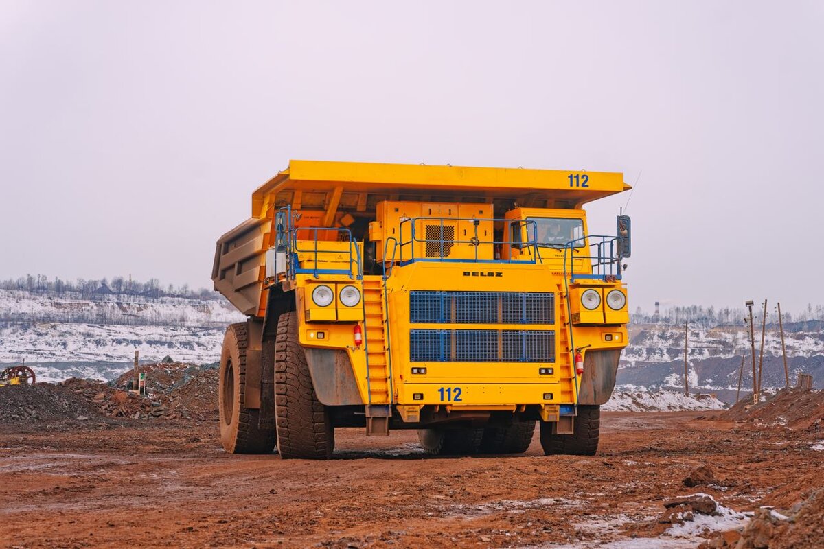 «Металлоинвест» ввёл в эксплуатацию новые самосвалы | Первая Миля ...