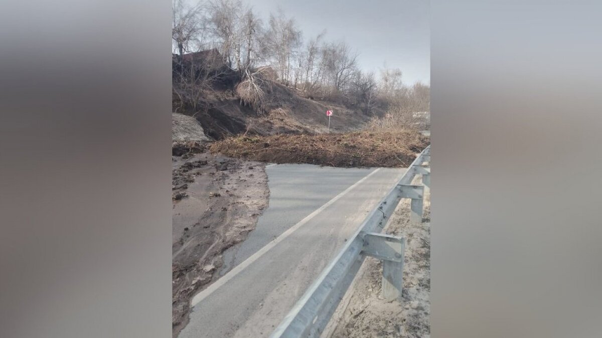    Под Саратовом сошедший с горы оползень перекрыл трассу на ПензуНовости Саратова и области – Сетевое издание «Репортер64»