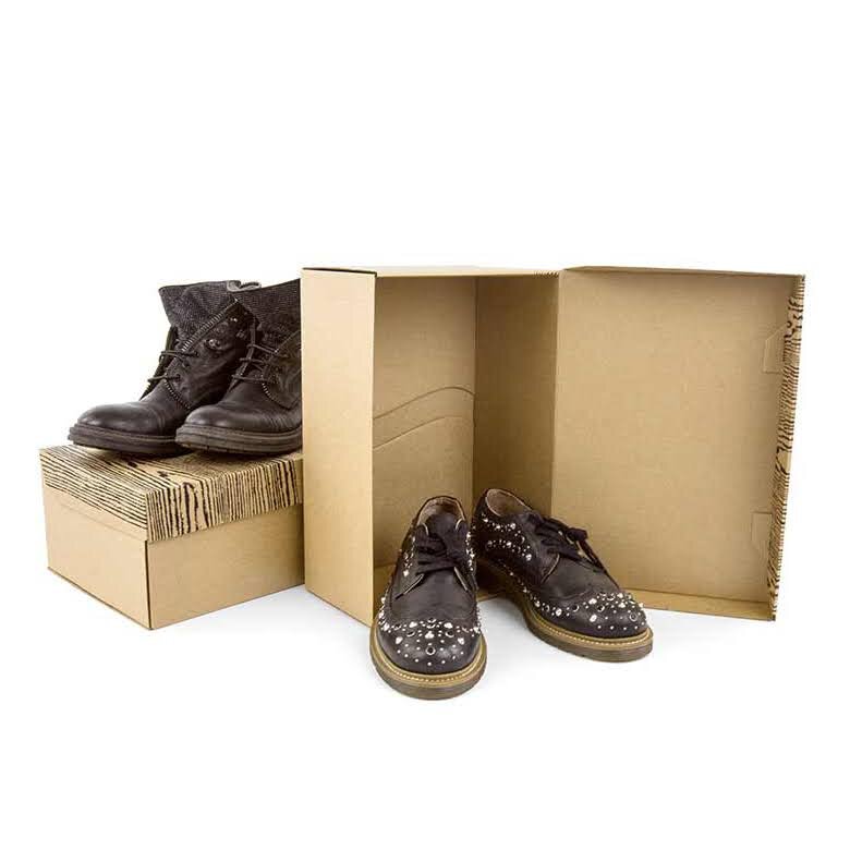 Неудачный вариант продажи обуви. Фотография взята из открытых источников интернета