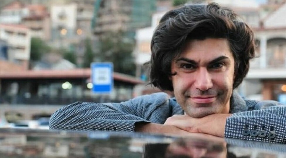 Московская квартира-музей с антикварной мебелью: Убранство и интерьер известныого танцора Николая Цискаридзе