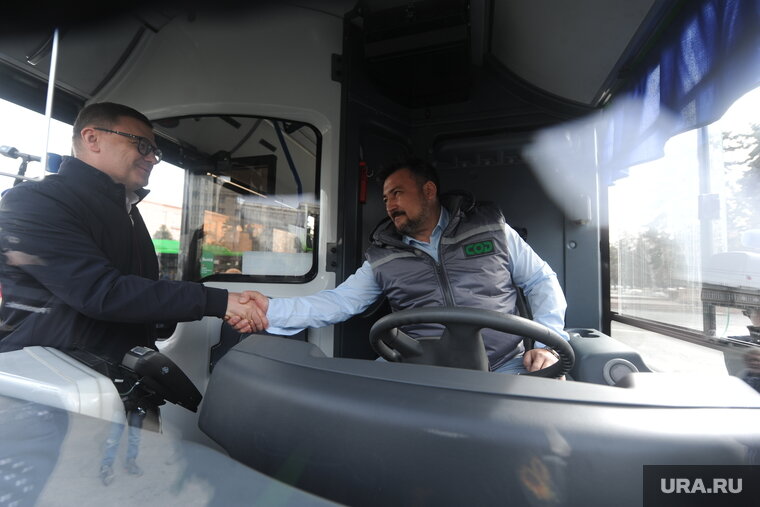 дополнительные автобусы. маз 206 ярославль. первый электрический автобус на московском заводе «дукс». вместимость автобуса. низкопольные автобусы кемерово.