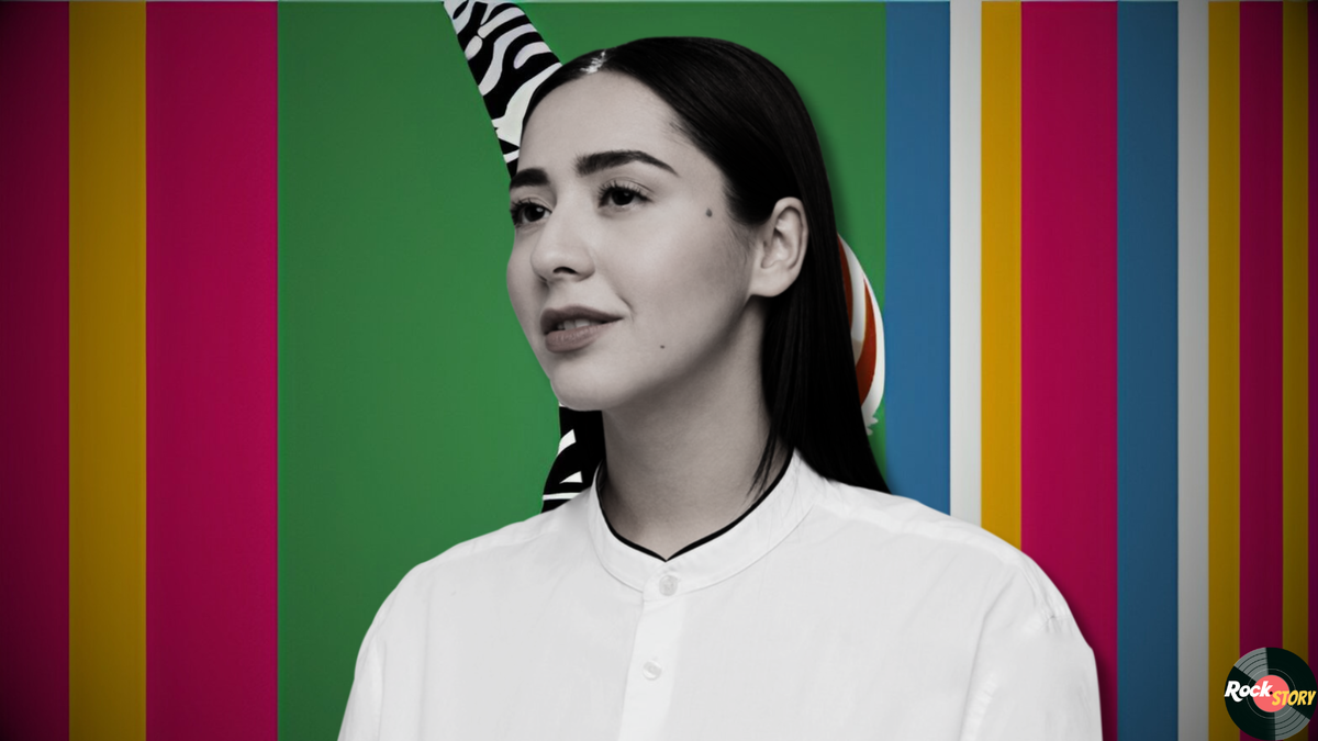 На фотографии: Манижа Сангин