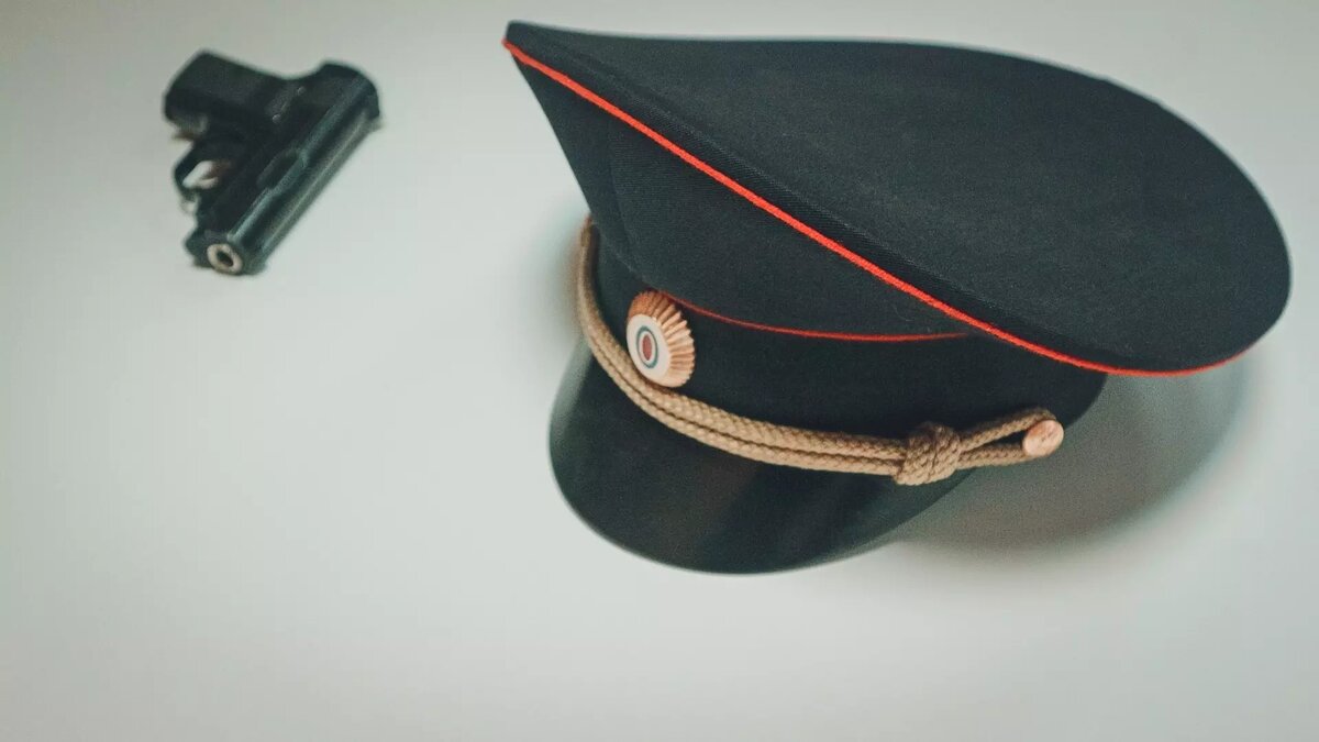     В Югре на пост начальника МВД назначен Сергей Ветохин, уроженец Ставрополя. На этом посту он сменил Дамира Сатретдинова, который перешёл на работу в Татарстан.