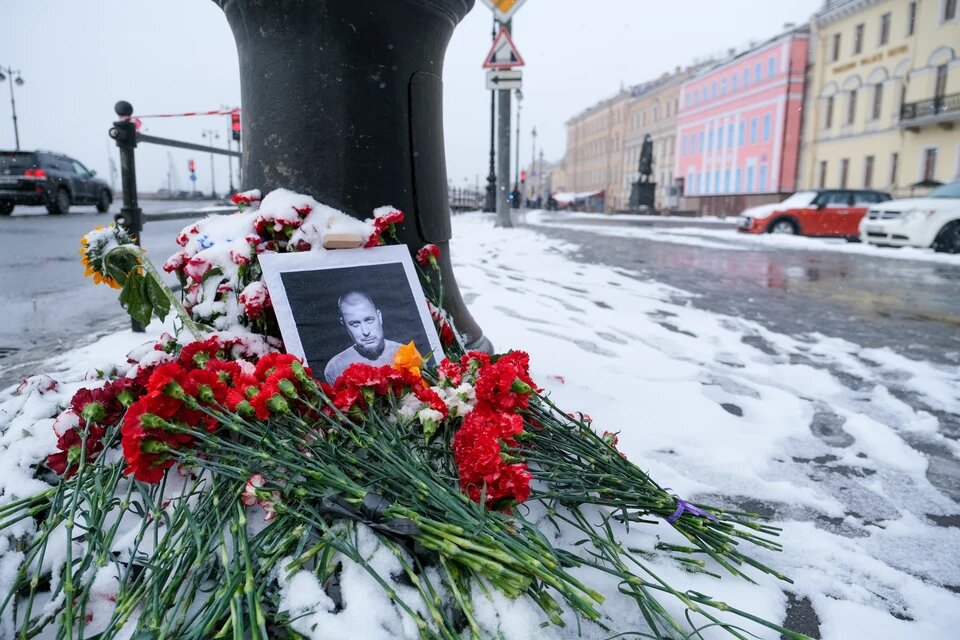    Год назад погиб военкор Владлен Татарский