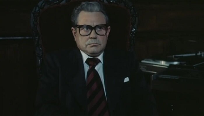 Президент (Д. Банионис).