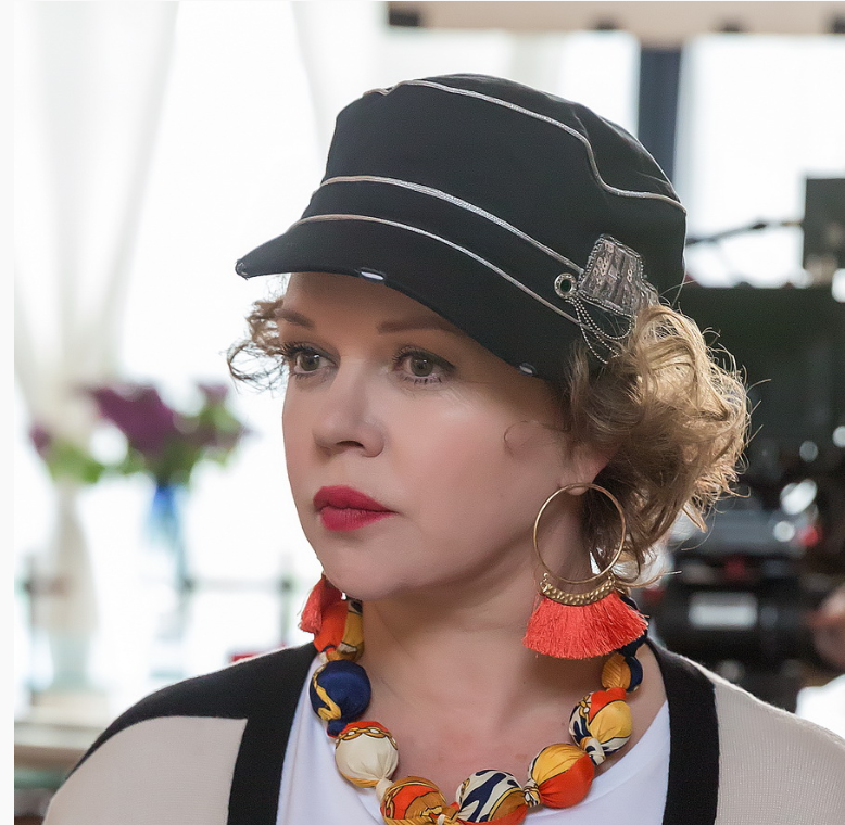 Елена Валюшкина в фильме "Двенадцать чудес"