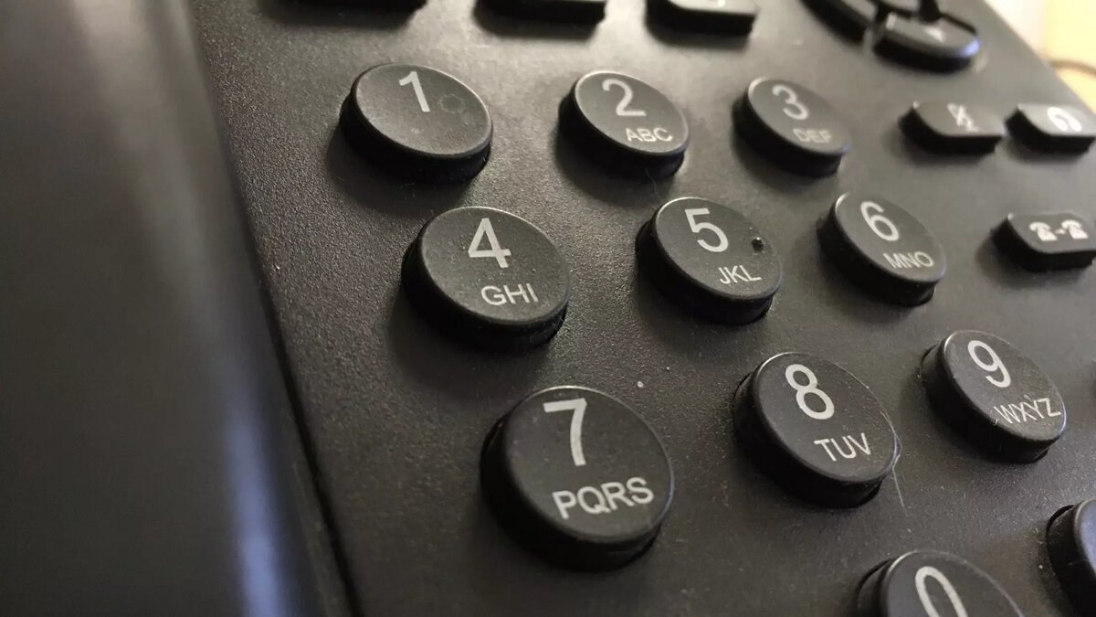     Глава Международного олимпийского комитета (МОК) Томас Бах признался, что хотел бы помешать отправлению спортсменов из стран Африки на Игры БРИКС. Соответствующая информация появилась в одном из роликов пранкеров Владимира Кузнецова и Алексея Столярова.