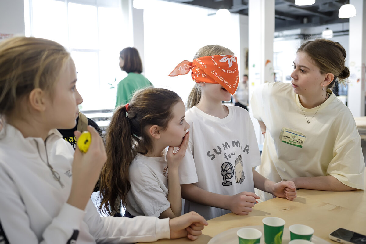 30 марта в Центре «Благосфера» состоялся TeensFest «ЕдимГоворим». Фестиваль о разных сторонах еды посетили 177 подростков и их родителей.