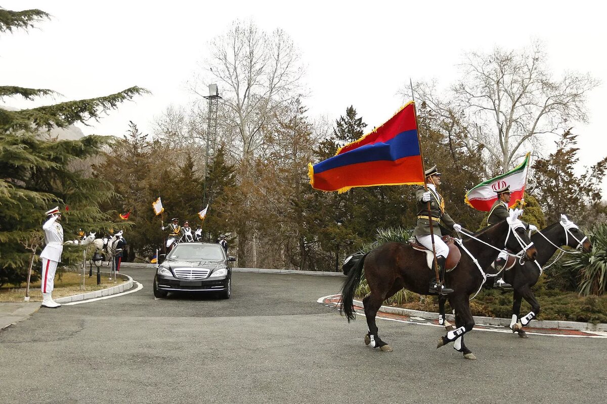 Во что США впутывают Южный Кавказ? Эксперт разобрал визит спецпосланника по  Ирану в регион | Sputnik Армения | Дзен