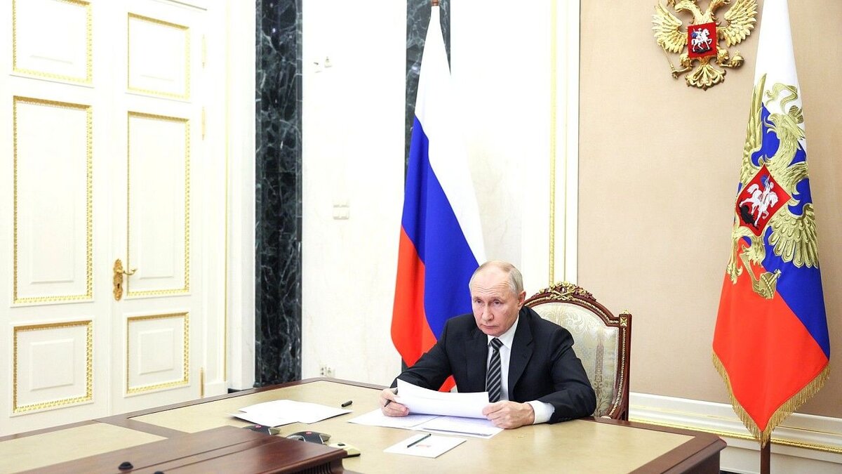    Президент рассказал о количестве людей, получивших паспорт РФ в новых регионах. Фото: kremlin.ru