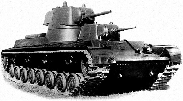 Танк СМК на полигонных испытаниях 1939 год (Из коллекции М.Коломийца). Уже поставлен ДК в заднюю пулеметную установку в башне.