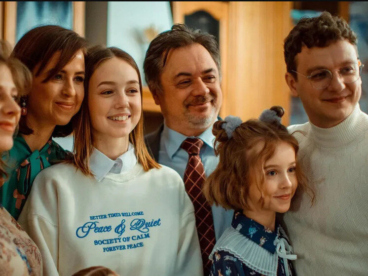 телефон папиных дочек. телефон папиных дочек. телефон папиных дочек. телефон папиных дочек. маша из папиных дочек 2022.