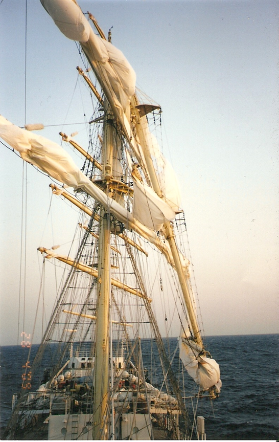 Авария фок-мачты на "Палладе". Фото из личного архива автора.