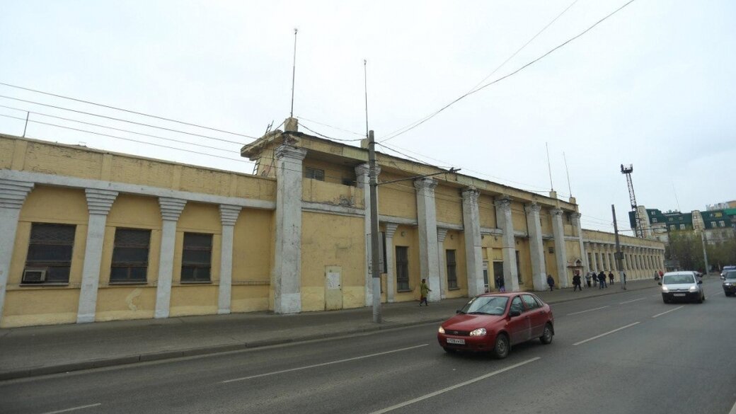 Стадион "Локомотив"