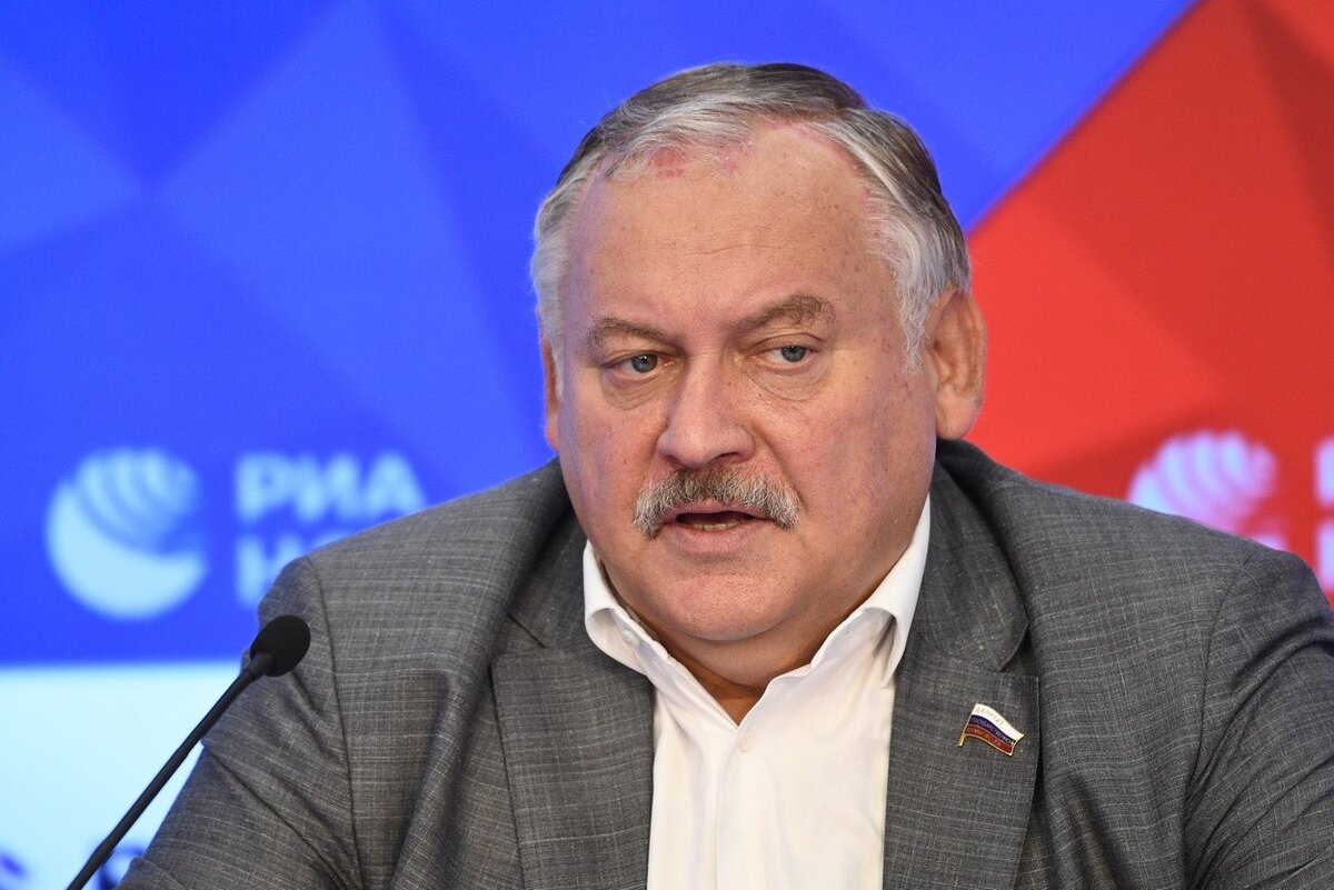 Константин Затулин