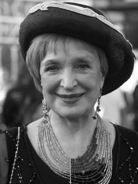 Клара Лучко 