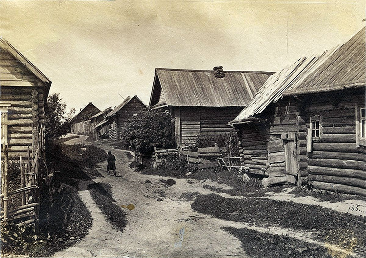 Город-призрак в трех часах от Москвы. Почему здесь бесплатно раздают  квартиры? | Катя Князь | Дзен