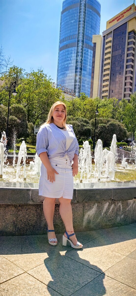 Фото из личного архива. Тут Юлия весит 88 кг - это предыдущие попытки постройнеть