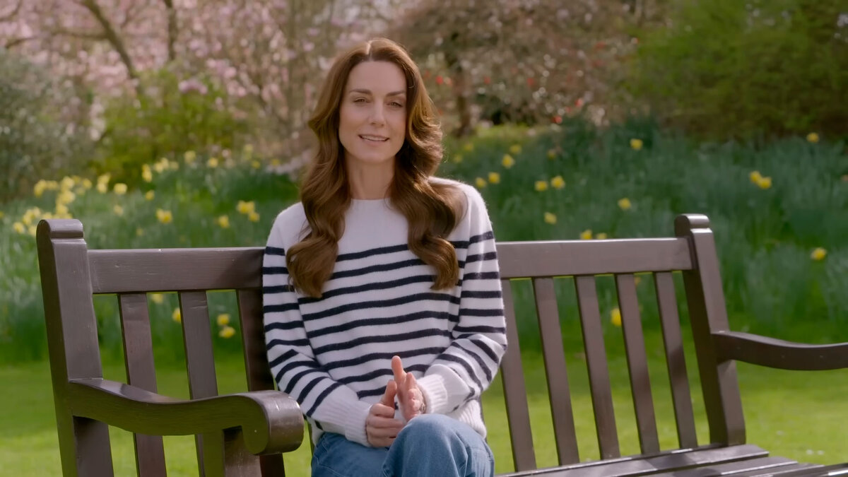 Кейт Миддлтон рассказывает о прохождении курса химеотерапии. Кадр из видео.