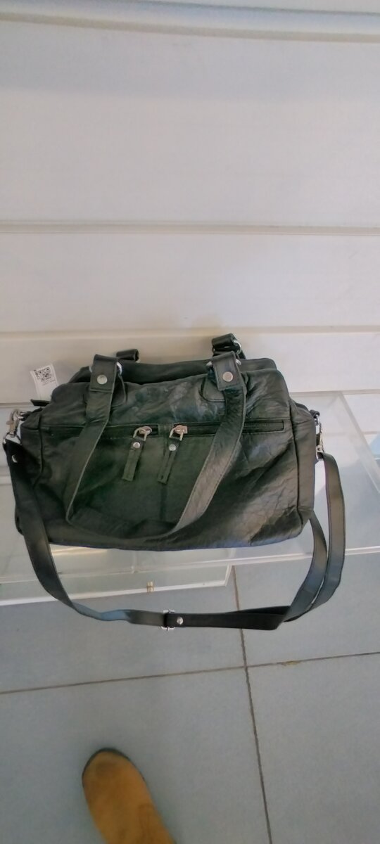 Похожая с предыдущей. Но полиуретан, 1300. Прошла мимо.